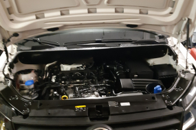 VW Caddy 2.0TDI 4x4 Motion BlueMotion Technology DSG,Navi,AHK 1500kg Monteur Fahrzeug geeignet mit Sortimo 2x Schiebetüren