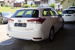 TOYOTA Auris 1.8 HSD Hybrid Touring Sports Luna e-CVT **VERKAUFT**