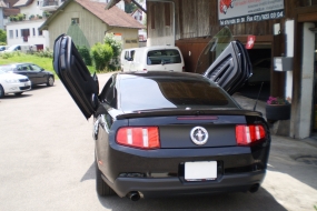 FORD (USA) Mustang 3.7 V6 Premium / LSD Flügeltüren