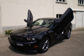 FORD (USA) Mustang 3.7 V6 Premium / LSD Flügeltüren