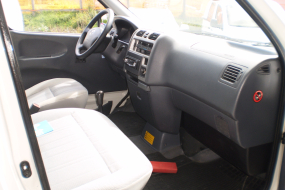 TOYOTA  Hiace 117PS D-4D Van 2WD LWB Langer Radstand (Kasten) (verkauft nach 3068 Utzigen Kt.Bern)