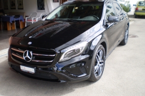 MERCEDES-BENZ GLA 200 7-Gang Automat Urban (7G-DCT) (SUV / Geländewagen