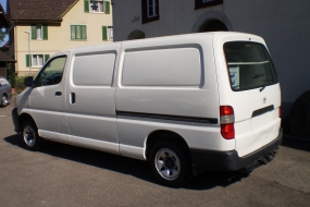 TOYOTA Hiace 117PS 4x4 D-4D Van 4WD LWBLanger Radstand (Kasten)