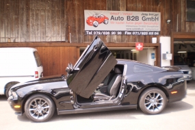 FORD (USA) Mustang 3.7 V6 Premium / LSD Flügeltüren